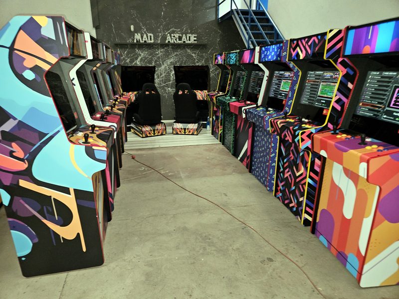 Arcade — trabajo de Emonfer Ebanistería
